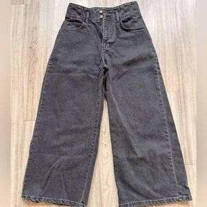 Pilcro Black Mid-Rise Barrel Jeans